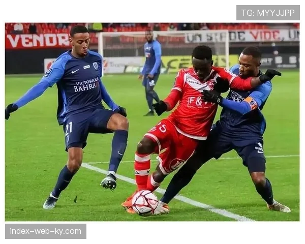 阿斯顿维拉净胜球仅5个，与曼联同分情况下排名压力巨大